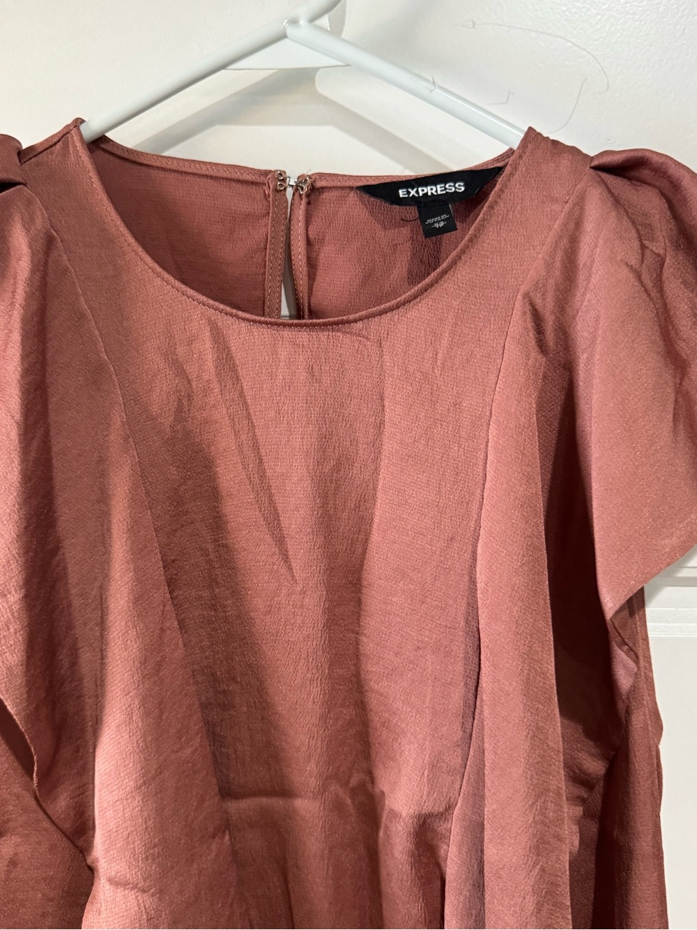 Express Rust Ruffle Sleeve Blouse - Picture 2 of 8